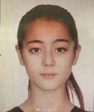 迪丽热巴早年照片,从青涩少女到璀璨明星的蜕变之路